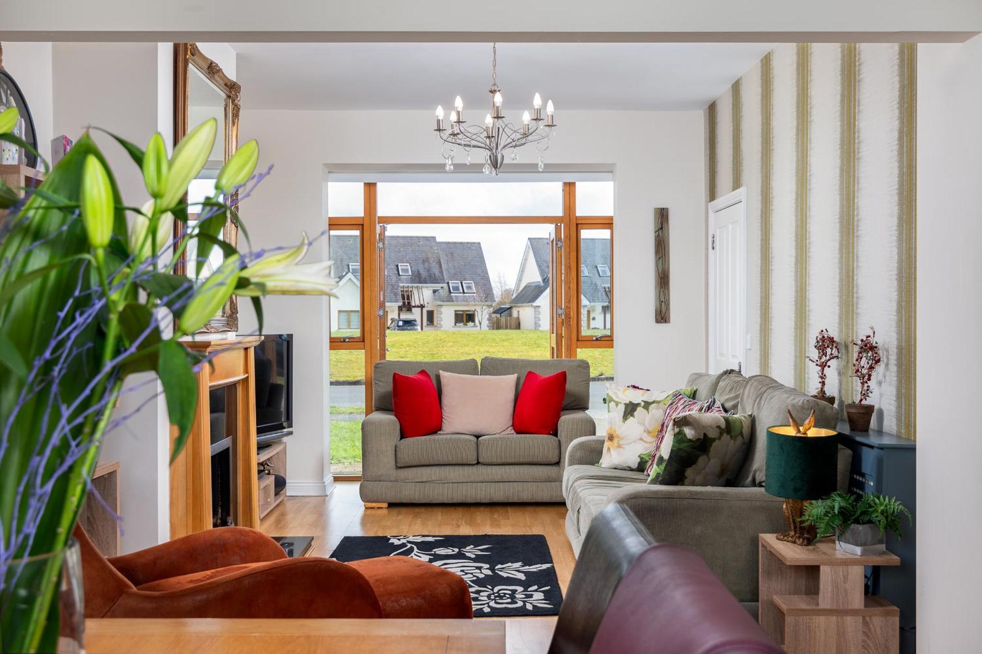 Shannonside - Stylish 5 Bed Marina Home & 40Ft Mooring Termonbarry Экстерьер фото