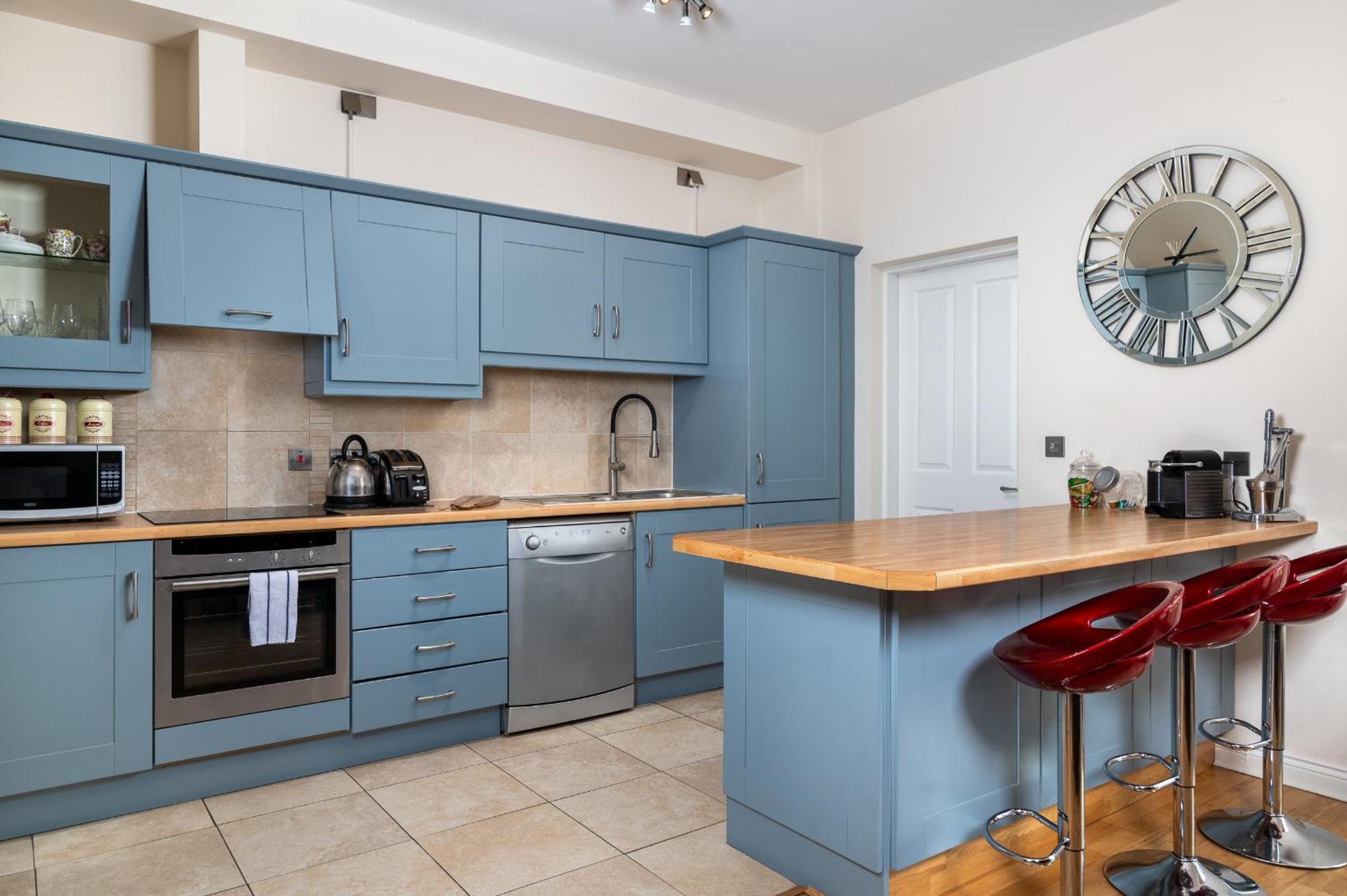 Shannonside - Stylish 5 Bed Marina Home & 40Ft Mooring Termonbarry Экстерьер фото