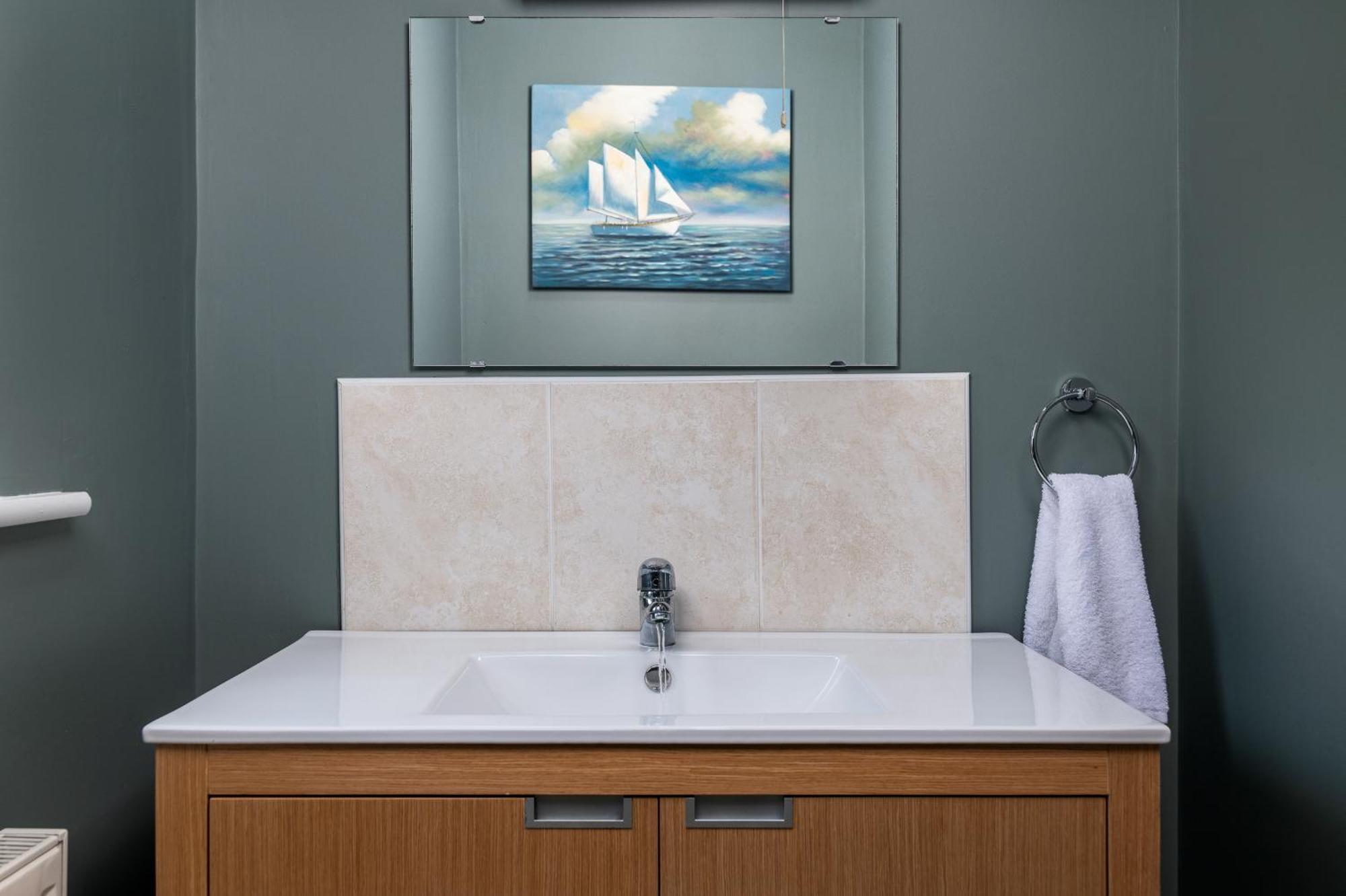 Shannonside - Stylish 5 Bed Marina Home & 40Ft Mooring Termonbarry Экстерьер фото