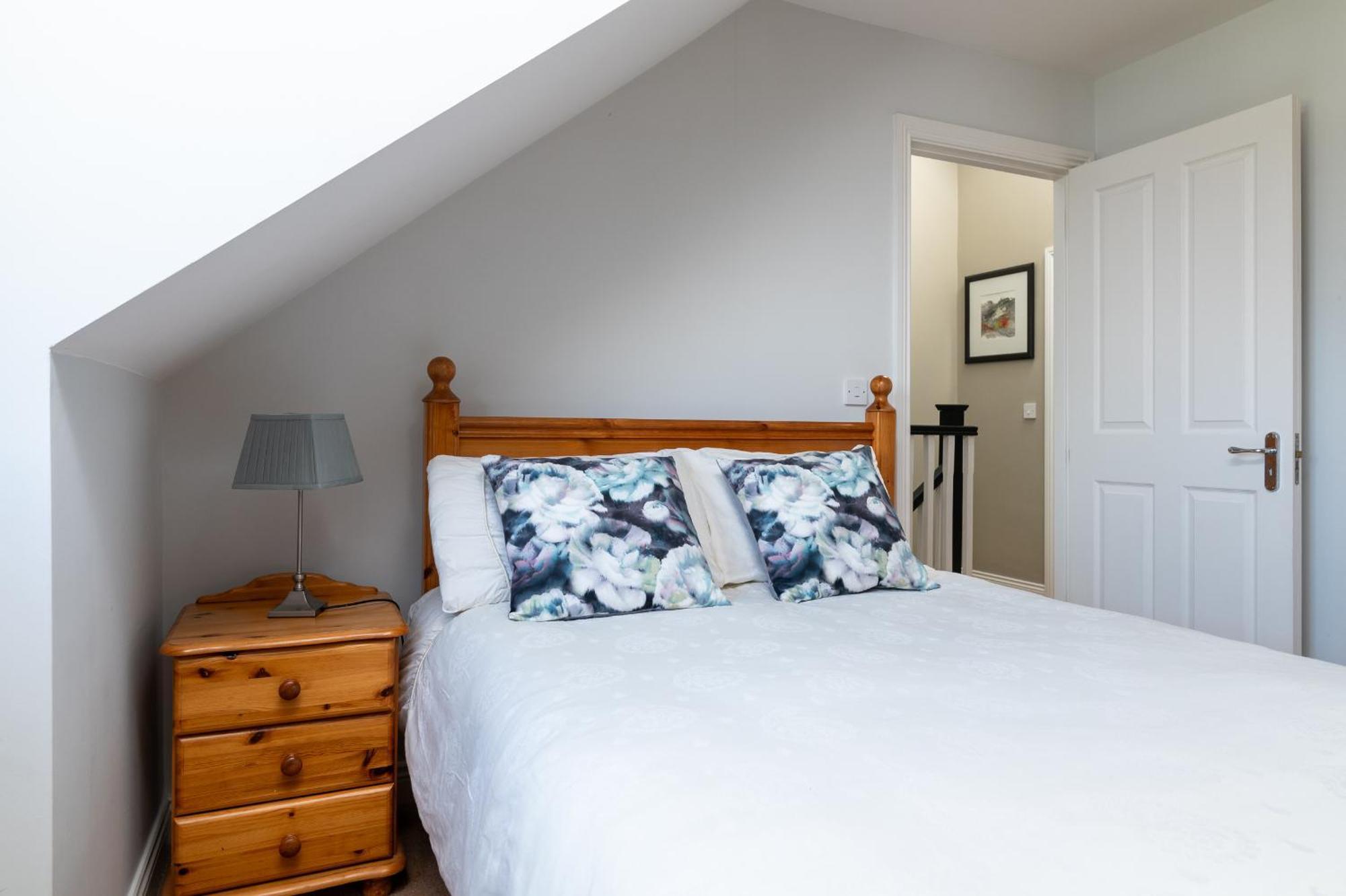 Shannonside - Stylish 5 Bed Marina Home & 40Ft Mooring Termonbarry Экстерьер фото
