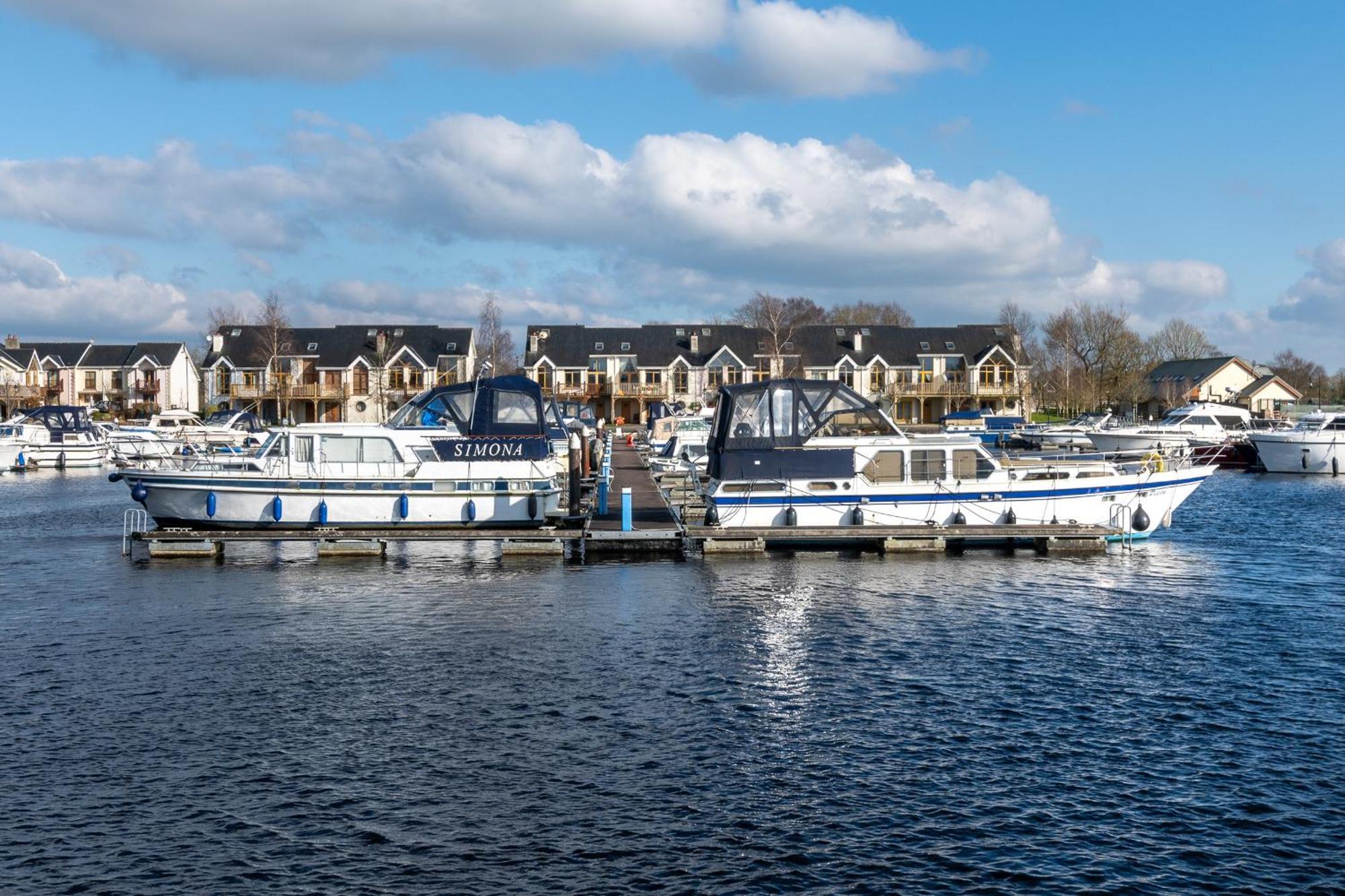 Shannonside - Stylish 5 Bed Marina Home & 40Ft Mooring Termonbarry Экстерьер фото